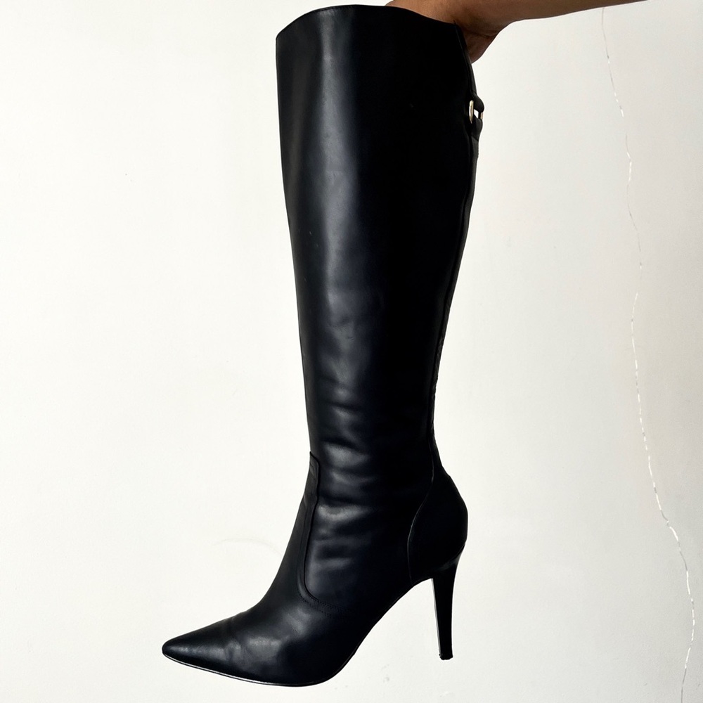 Genuine Leather Ralph Lauren Black Knee High Heeled Boots in Great Condition!